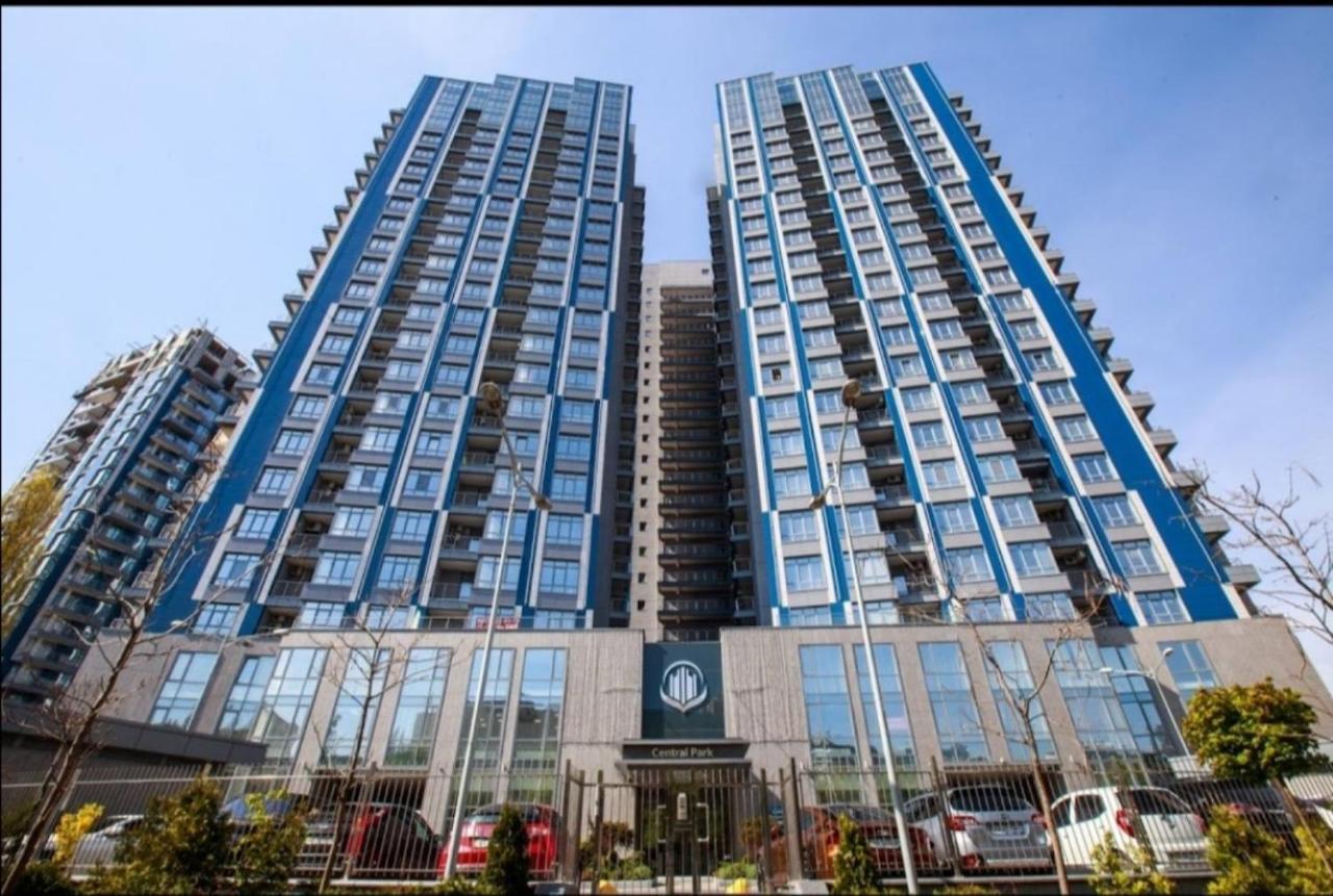 Petrovdom Apartaments 8-188 In Rc Central Park, 7 John Mccain Street Kiew Exterior foto